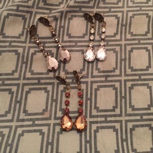 Flower drop stone earrings