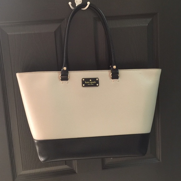 Authentic Kate Spade Tote!