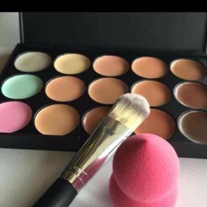 15colors palette +3pcs sponge puffs +1 power brush