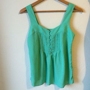 Bundle sale! Banana Republic tank & @taketwothrift