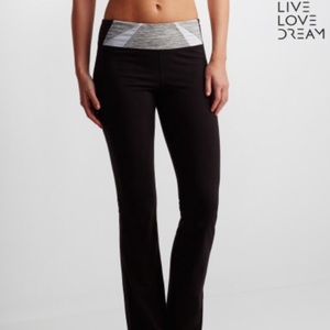 Aeropostale yoga pants