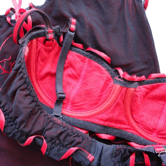 Super Sexy Cami and Bra Set Black and Red - Picture 4 of 4