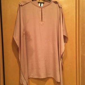 BCBG light pink/salmon tunic