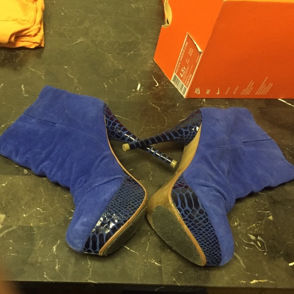 Blue booties - Picture 2 of 4