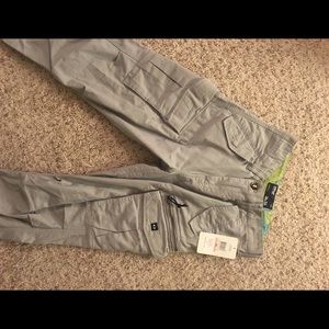 Oakley cargos