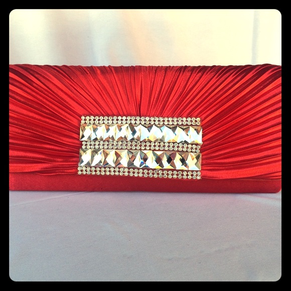 Gorgeous evening clutch