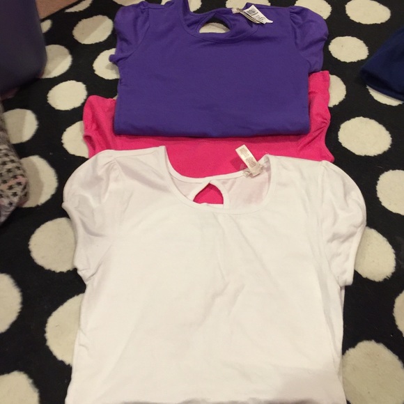 3 T shirts (medium)