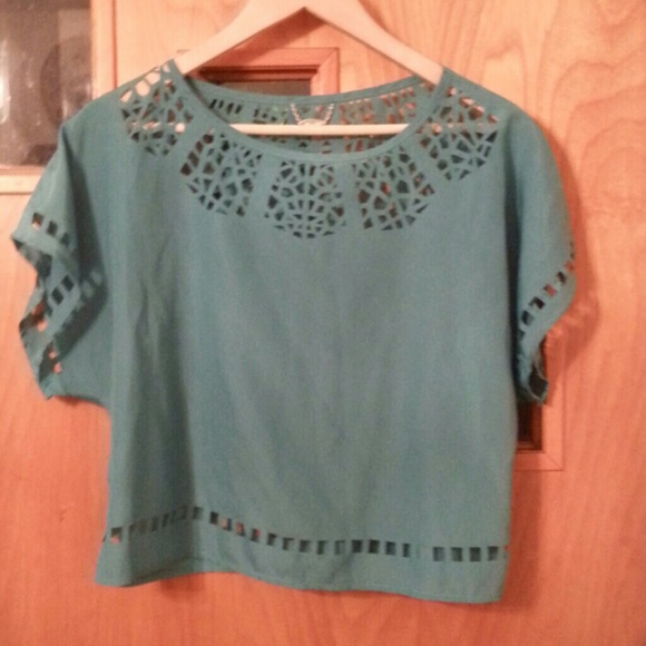 LOOKALIKE Bar III laser cut top