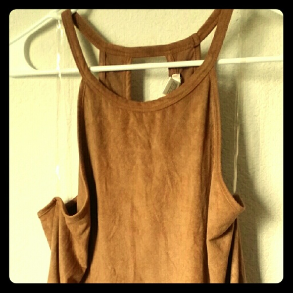 Cute suede cut-out tank