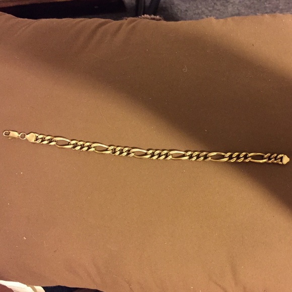 Gold man bracelet