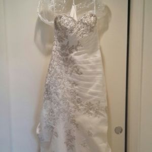 Ivory Wedding Dress