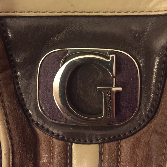 Guess Bag - Picture 2 of 4