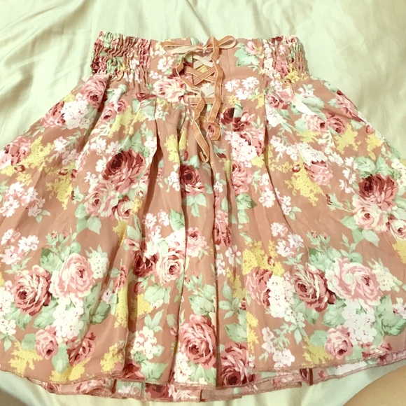 Liz Lisa floral skirt
