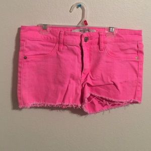 pink shorts