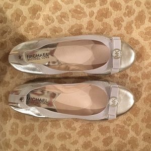 Michael kors silver ballet flats