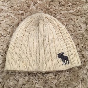 A&F Cream Beanie