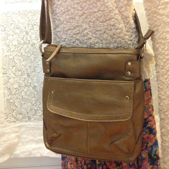 Vintage Emilie M. Gold Crossbody Purse bag❤️ - Picture 1 of 4