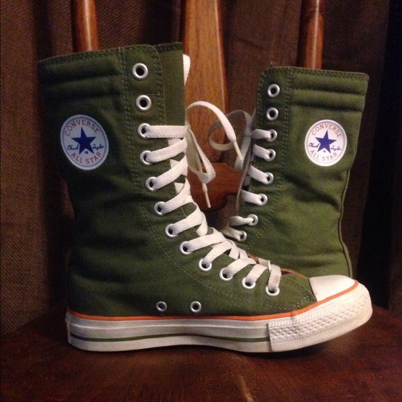 Converse🍀SOLD🍀 - Picture 2 of 4