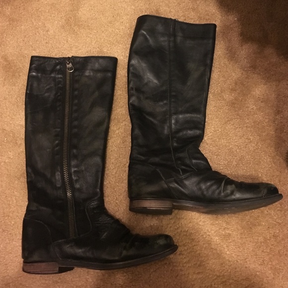 Steve Madden Black Genuine Leather Zipper Boot