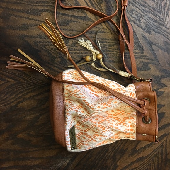 DaKine Cross Body Purse