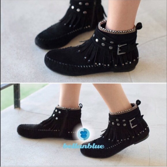 π¨1 HR SALEπ¨The GEMMA fringe Booties - BLACK - Picture 2 of 4