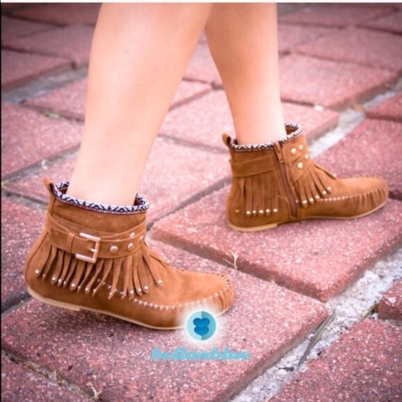 π¨1 HR SALEπ¨The GEMMA fringe Booties - BLACK - Picture 3 of 4