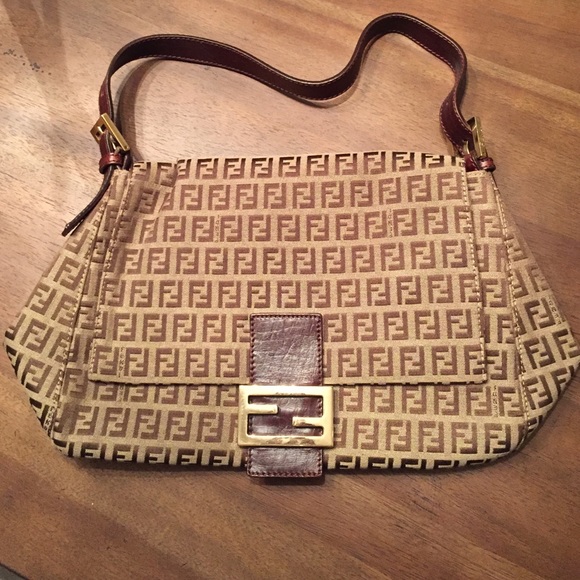 Fendi medium shoulder handbag