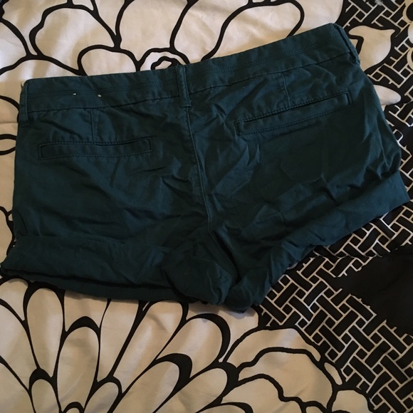 Cute shorts - Picture 2 of 2