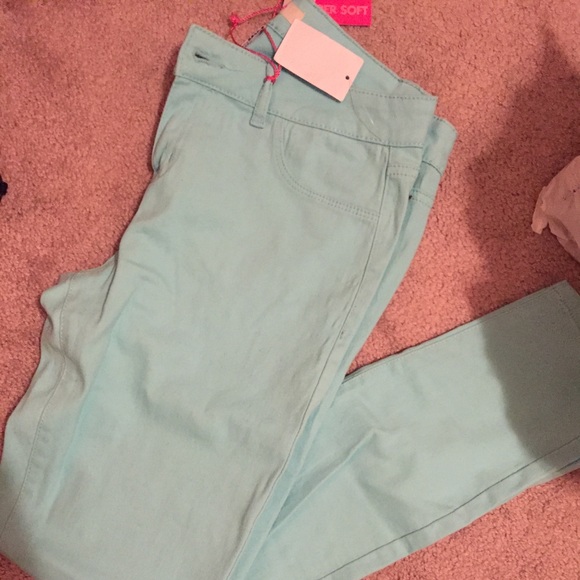 Skinny pants