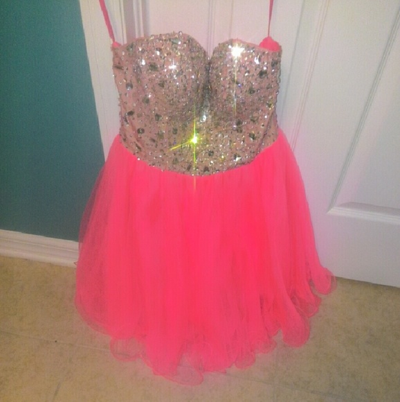 Pink strapless dress