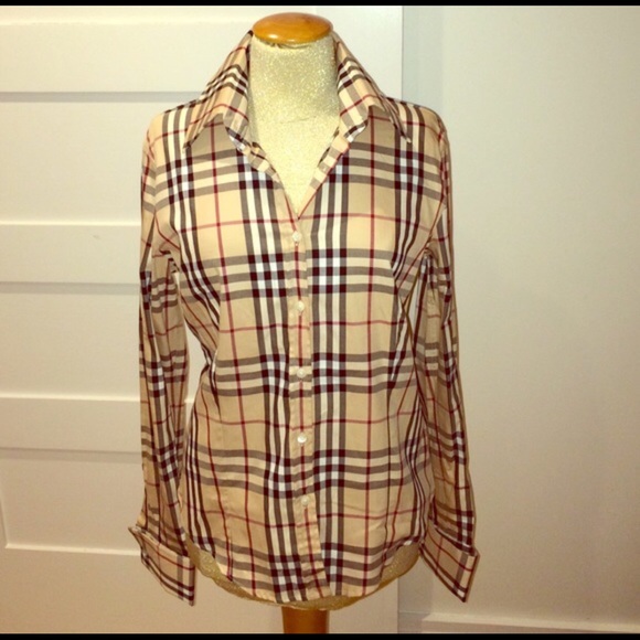 Burberry Button down shirt size Large