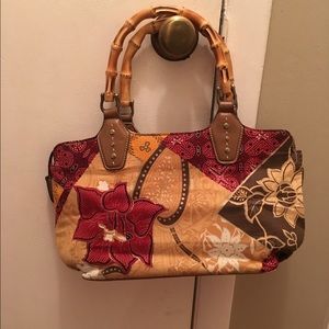 EUC Relic by Fossil purse