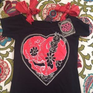 Too Fast: Annabel Bow Calaveras top