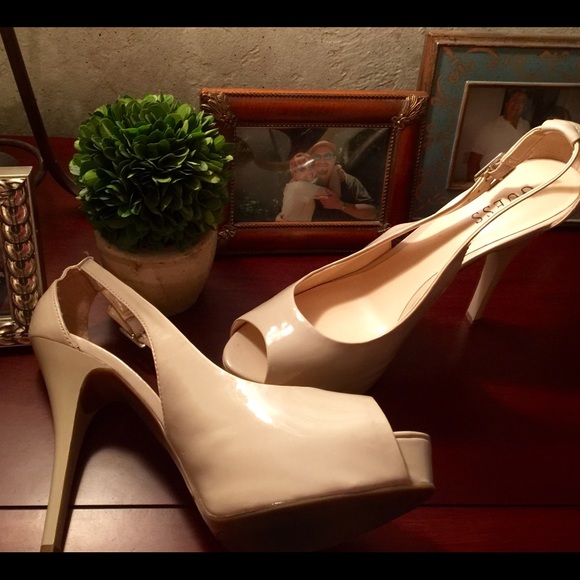 SOLD ‼️ Guess Patent Leather Platform Stilettos