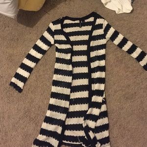 Girl's cardigan
