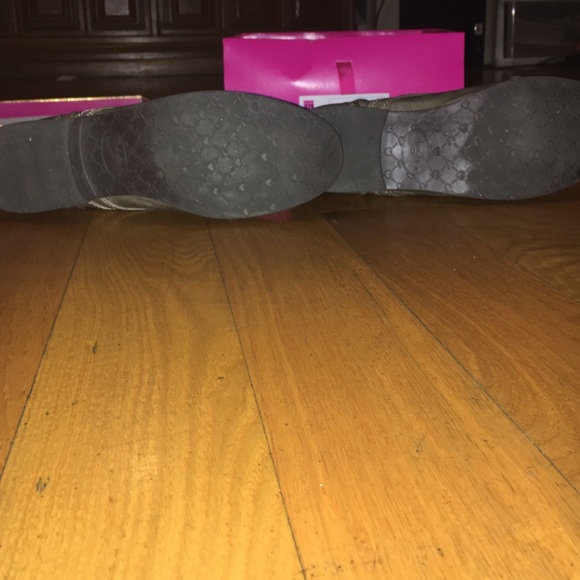 gray combat boots - Picture 4 of 4