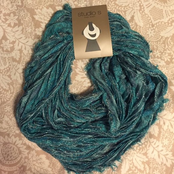 Infinity scarf