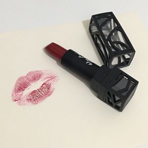 Lipstick Crimson Wonderland