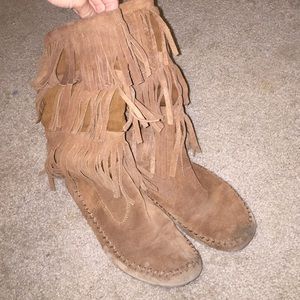 LC fringe boots