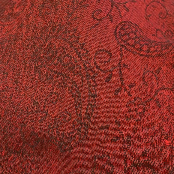 Red and black scarf - Picture 2 of 2