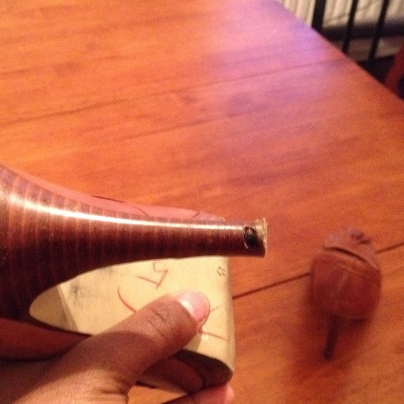 Perfect heels - Picture 3 of 4