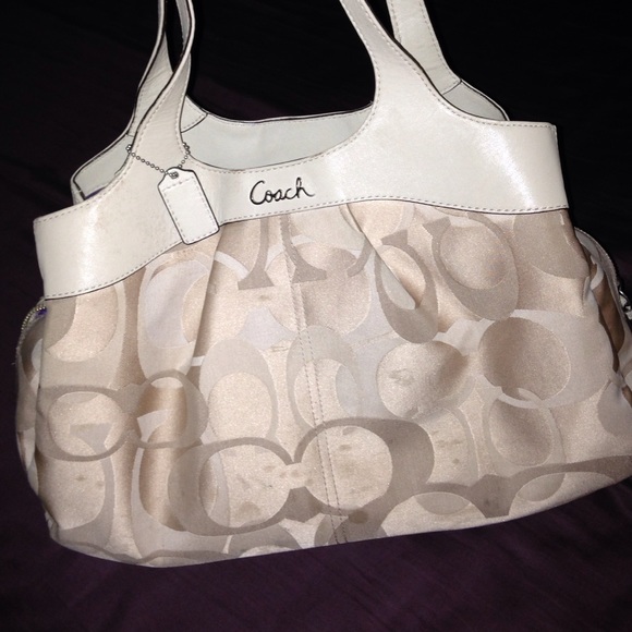 Coach Handbags - Coach bag