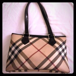 100% Authentic Burberry nova check totes purse bag