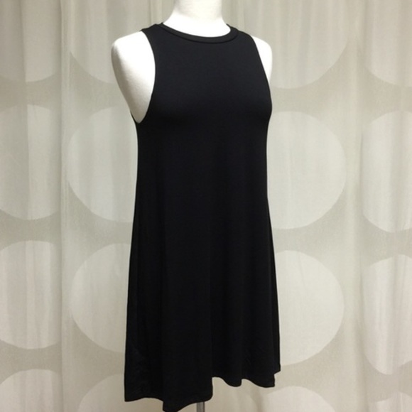 Black Swing Dress - Picture 4 of 6