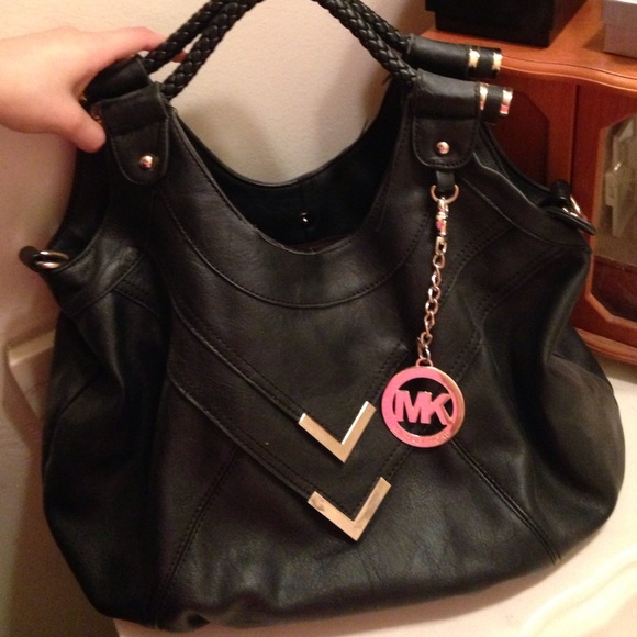 Michael Kors Handbags - Black leather MK bag