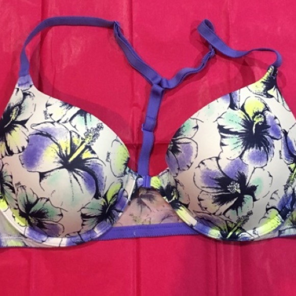 Victoria's Secret razor back bra 36C