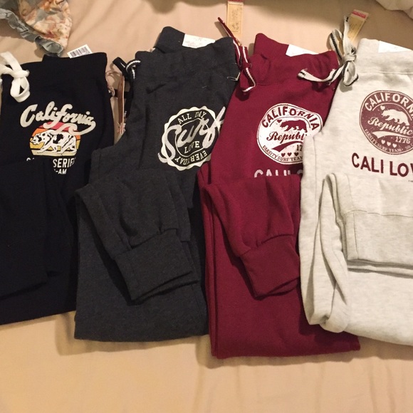 Comfy Joggers/SweatPants. $25 each. - Picture 4 of 4