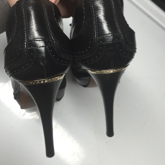 Burberry heeled classic  booties - Picture 2 of 4