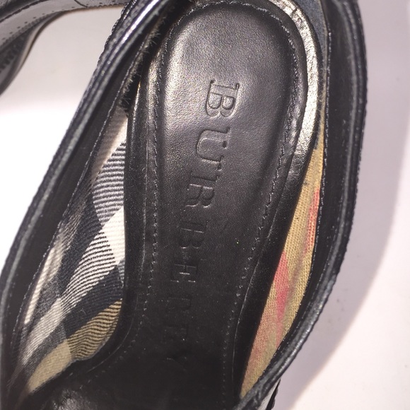 Burberry heeled classic  booties - Picture 3 of 4