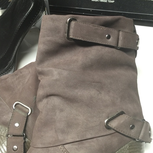 Plum brown toned wedge boots - Picture 2 of 4